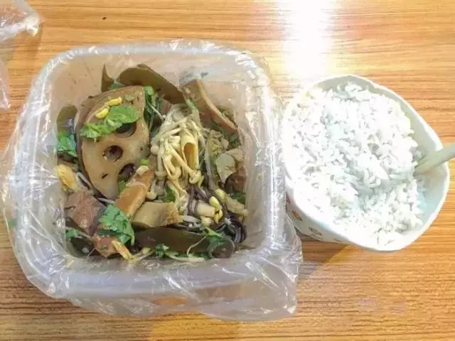 水陆街美食_水街美食城_美食街路线